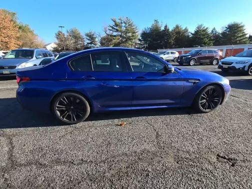2022 BMW M5 Base