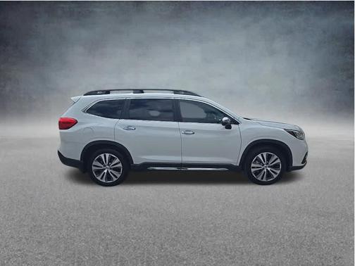 Crystal White Pearl 2019 Subaru Ascent Touring 7-Passenger
