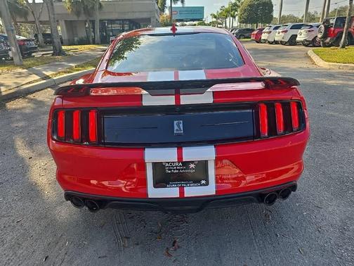 2020 Ford Shelby GT350 Base