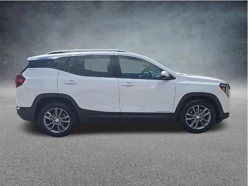 Summit White 2023 GMC Terrain SLT