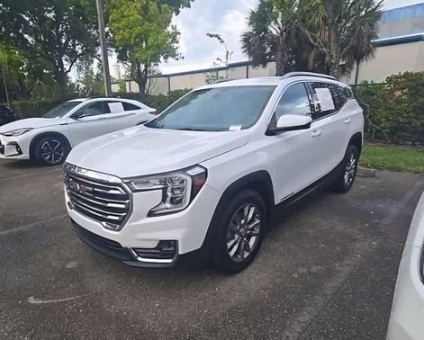 Summit White 2023 GMC Terrain SLT