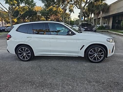 2023 BMW X3 M40i