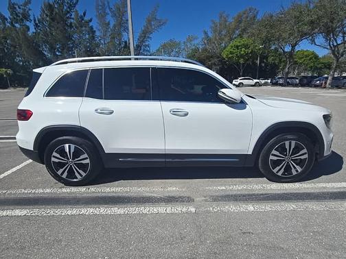 2025 Mercedes-Benz GLB 250 Base