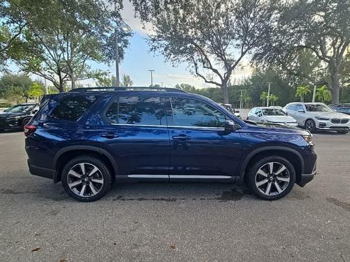 2023 Honda Pilot Touring