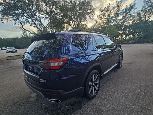 2023 Honda Pilot Touring