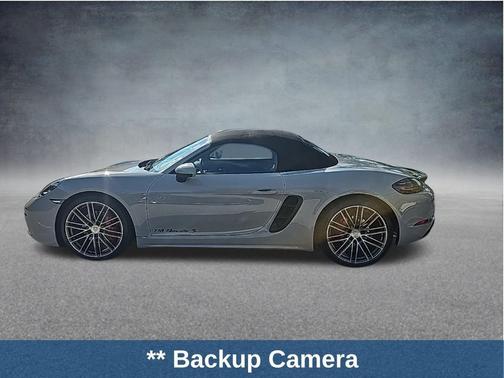2022 Porsche 718 Boxster S