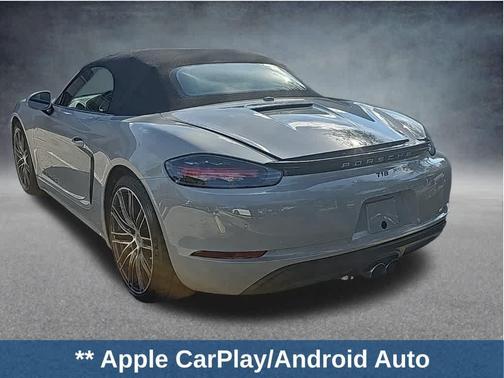 2022 Porsche 718 Boxster S