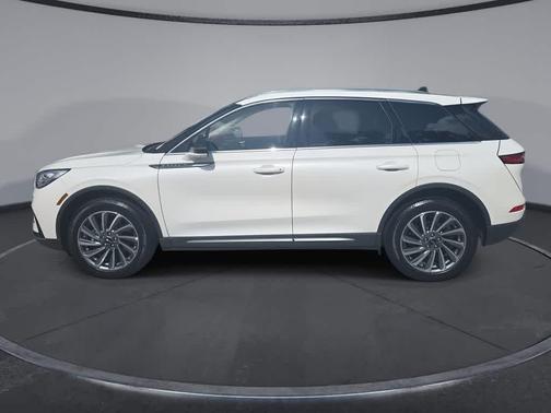 PRISTINE WHITE MET 3C 2023 Lincoln Corsair Reserve