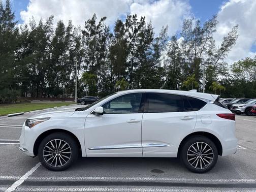 Platinum White Pearl 2026 Acura RDX Advance Package