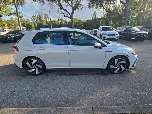2024 Volkswagen Golf GTI 2.0T S