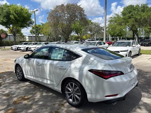 Platinum White Pearl 2026 Acura Integra FWD