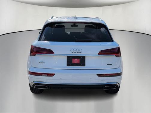 2024 Audi Q5 45 S line quattro Premium