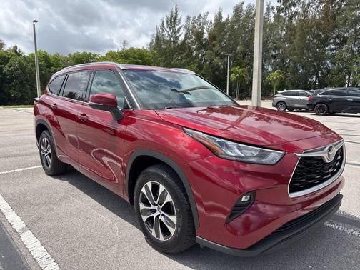 Red 2020 Toyota Highlander XLE