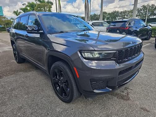 2023 Jeep Grand Cherokee L Laredo