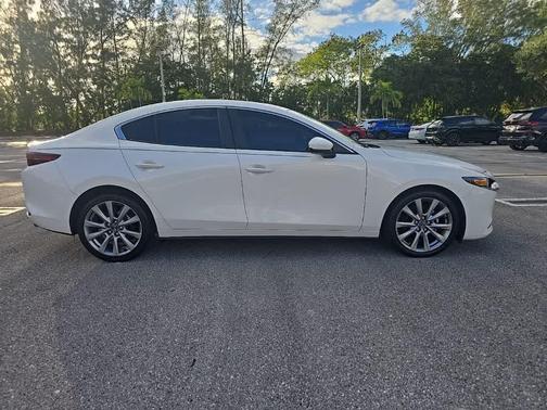 2021 Mazda Mazda3 FWD w/Preferred Package