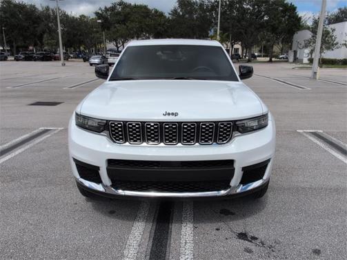 2024 Jeep Grand Cherokee L Laredo