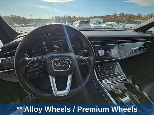 2021 Audi Q7 55 Premium Plus