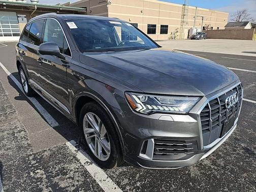 2021 Audi Q7 55 Premium Plus