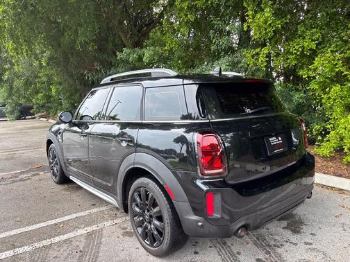 Midnight Black II 2024 MINI Countryman Cooper S
