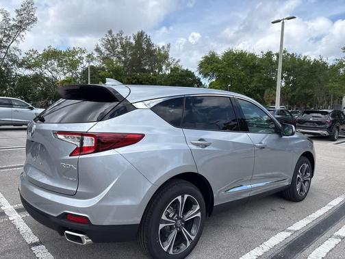 Solar Silver Metallic 2026 Acura RDX Technology Package