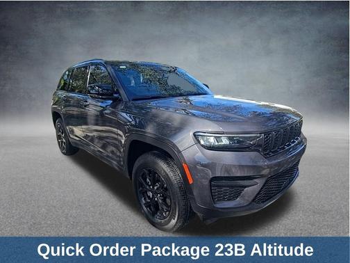 2024 Jeep Grand Cherokee Laredo