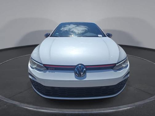 Opal White Pearl/Black Roof 2024 Volkswagen Golf GTI 1.4T TSI