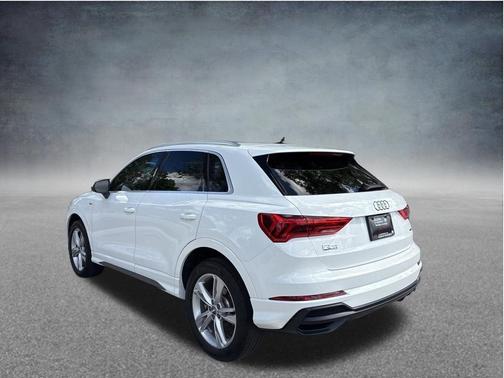 Ibis White 2020 Audi Q3 45 S line Premium