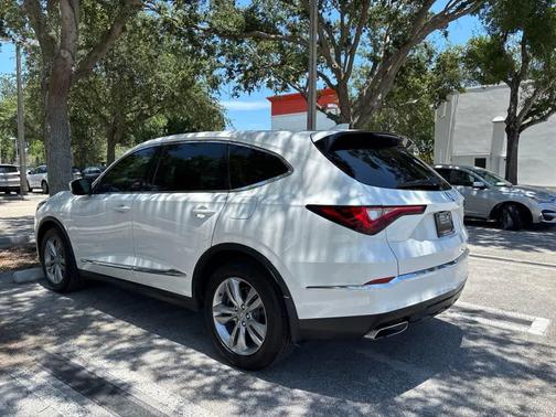 Platinum White Pearl 2024 Acura MDX Standard