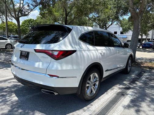 Platinum White Pearl 2024 Acura MDX Standard