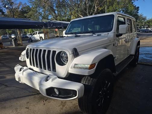 2021 Jeep Wrangler Unlimited Sahara Altitude