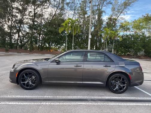 2023 Chrysler 300 S