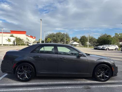 2023 Chrysler 300 S