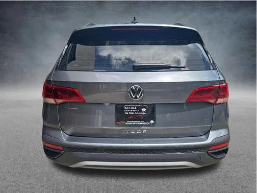 Platinum Gray Metallic 2022 Volkswagen Taos 1.5T S