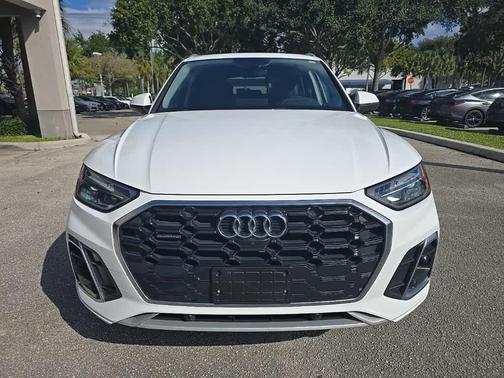 2023 Audi Q5 45 S line quattro Premium