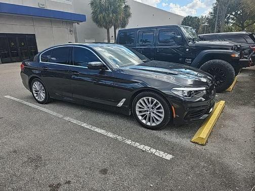 2019 BMW 530 i