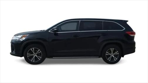 2019 Toyota Highlander LE I4