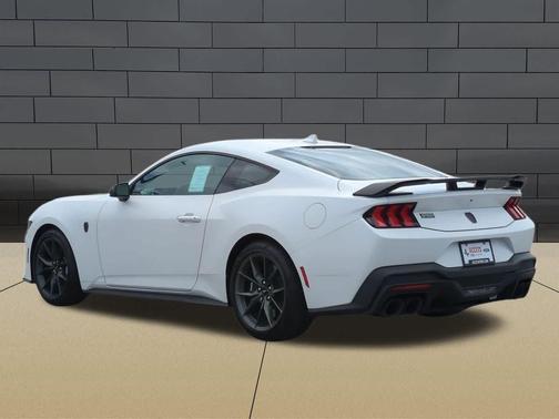 2025 Ford Mustang Dark Horse Fastback