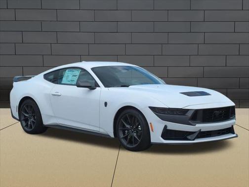 2025 Ford Mustang Dark Horse Fastback