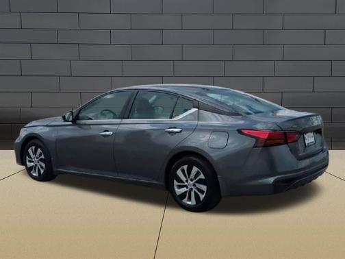 2024 Nissan Altima S FWD