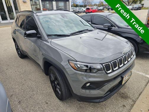 2023 Jeep Compass Latitude Lux