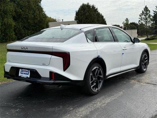 2025 Kia K4 GT-Line