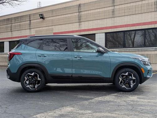 2025 Kia Seltos S