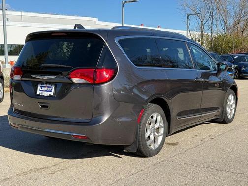 2020 Chrysler Pacifica Touring-L Plus