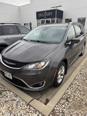 2020 Chrysler Pacifica Touring-L Plus