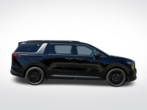 Aurora Black Pearl 2026 Kia Carnival SX
