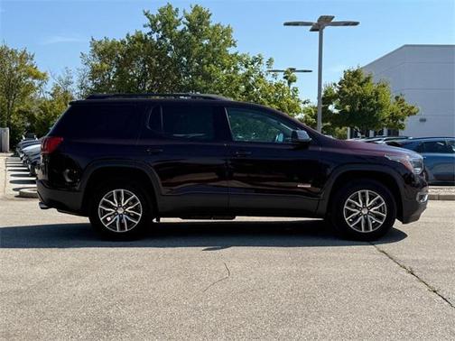 2017 GMC Acadia SLE-2