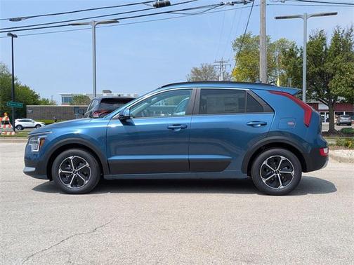 2025 Kia Niro EX