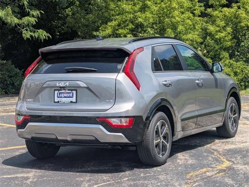 2025 Kia Niro SX