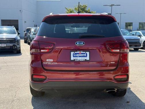 2020 Kia Sorento LX