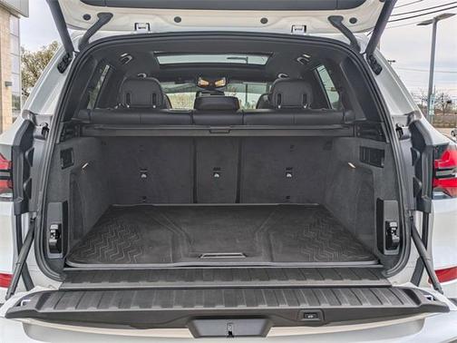 2024 BMW X5 M60i